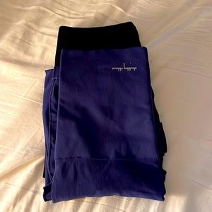 High compression postpartum leggings size small. One blue one black.